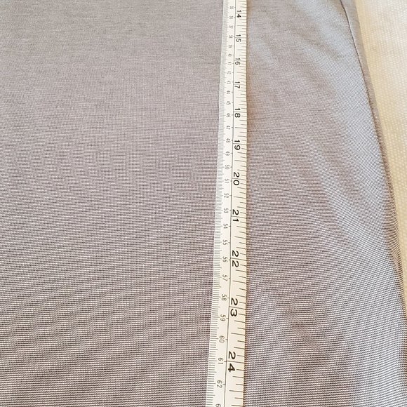 TRAVIS MATHEW TWO-TONED GOLF POLO MEDIUM - Picture 4 of 6